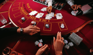 Chơi bài baccarat có lừa đảo không? Có uy tín không?